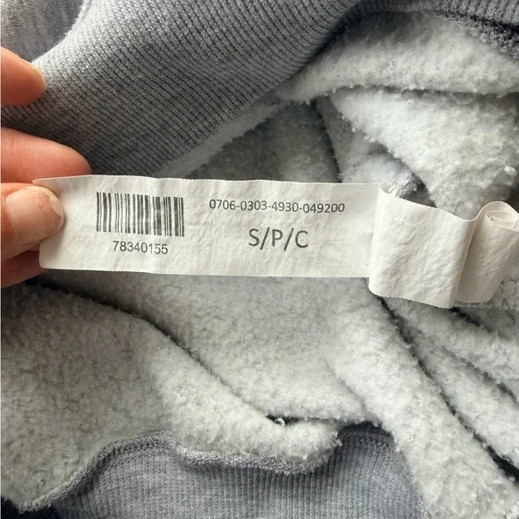 2/$25 SWS Athletics Colorado Bear Graphic Crewneck Sweatshirt Heather Grey Small - Picture 5 of 9